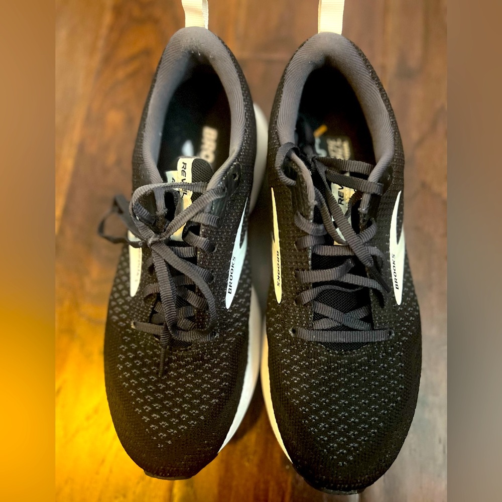 Brooks Revel 4 sz 9